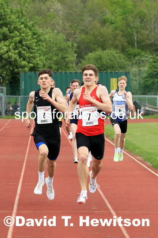 BMC 800 metres, Monday, May 9th, BMC Chester le Street, County Durham. Photo: David T. Hewitson/Sports for All Pics